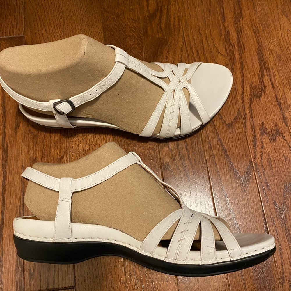 Clarks Artisan Sandals